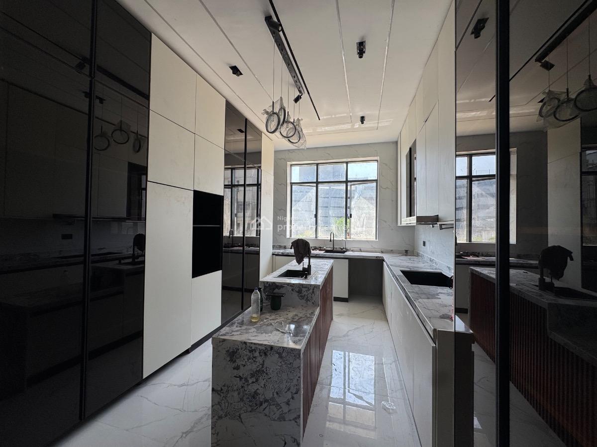 5bedroom Bedroom Self Compound Terrace with Bq, Freedom Way, Lekki Phase 1, Lekki, Lagos, Terraced Duplex for Sale