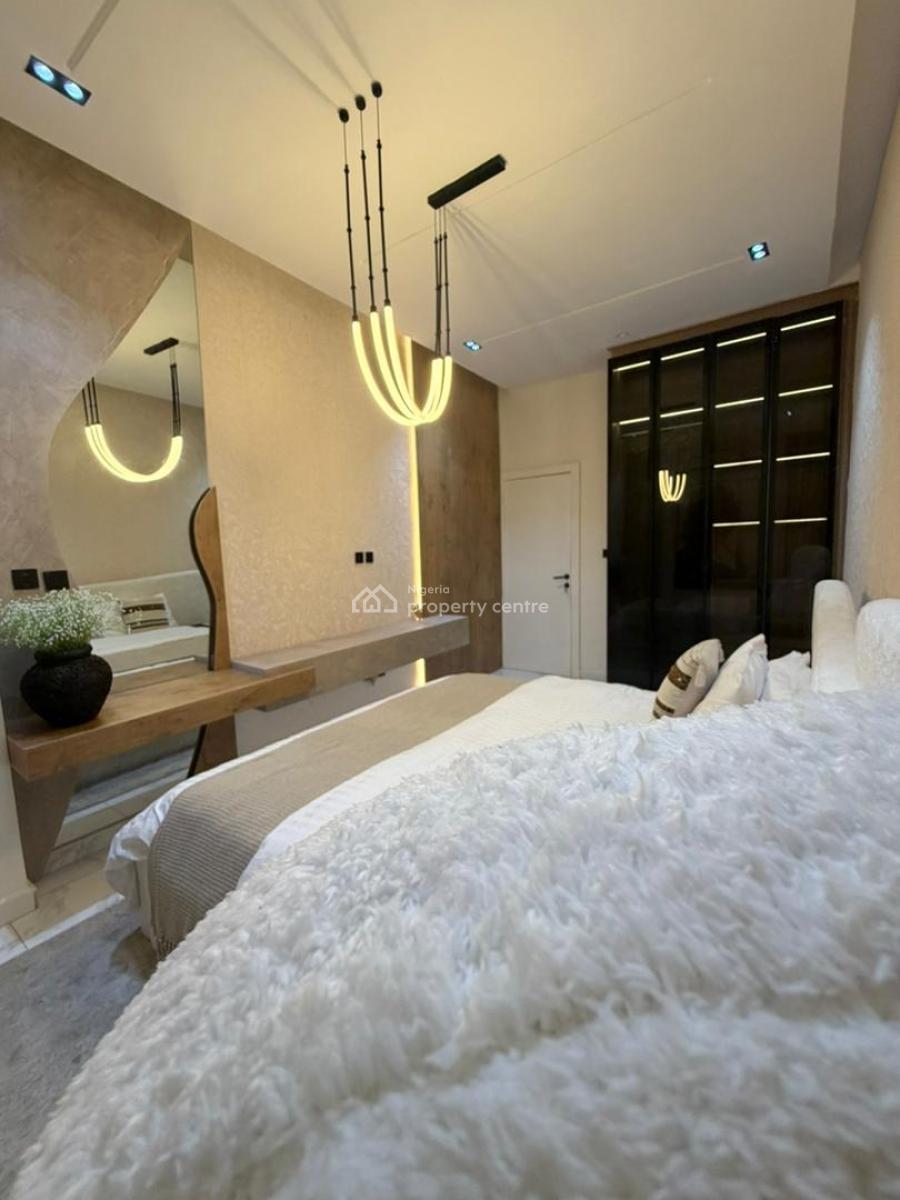 Brand New Luxury & Spacious 1bedroom with Cinema , Ps5 , Gym and Pool, Classical Decor, Smart Google Home, 24/7 Electricity and Security, Lekki, Lagos, Flat / Apartment Short Let