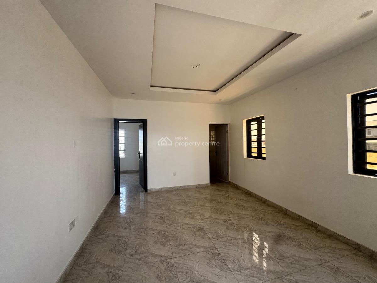 1/2bedroom Apartment, Ologolo, Lekki, Lagos, Flat / Apartment for Sale