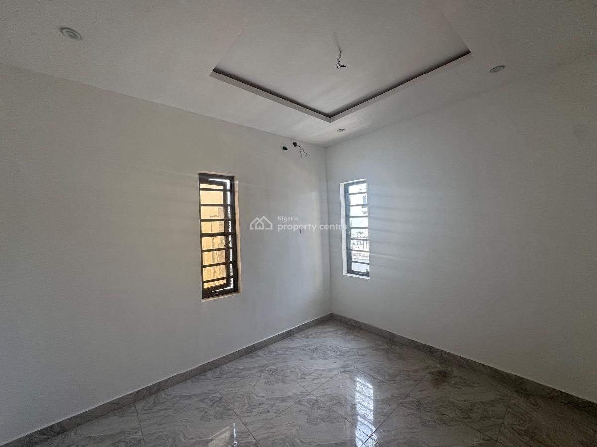 1/2bedroom Apartment, Ologolo, Lekki, Lagos, Flat / Apartment for Sale
