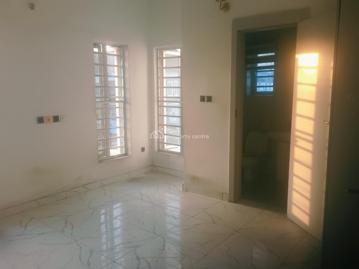 4 Bedroom Terrace Duplex in a Gated and Secured Estate, Orchid Road, Lekki, Lagos, Terraced Duplex for Rent