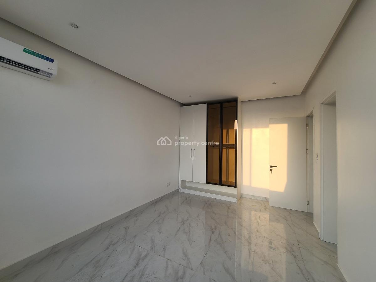 Luxury 2 Bedroom Apartment, Marawa, Lekki Phase 1, Lekki, Lagos, Flat / Apartment for Sale