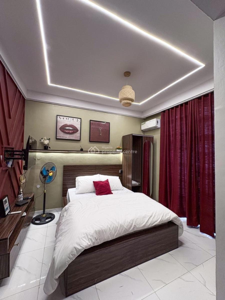 Comfy Studio Apartment in Surulere with Personal Balcony, 14, Arikewuyo Street, Off Ilupeju-onipanu Road, Ilupeju, Lagos, Self Contain (single Rooms) Short Let