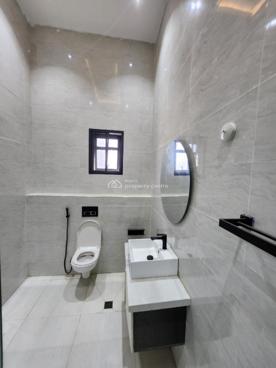 Brand New 3 Bedroom Apartment with, Elevator, Gym and Bq, Lekki Phase1, Lekki Phase 1, Lekki, Lagos, Flat / Apartment for Rent