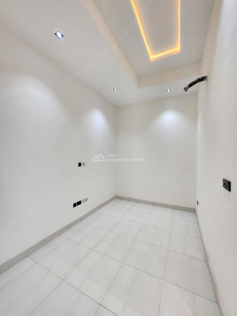 Brand New 3 Bedroom Apartment with, Elevator, Gym and Bq, Lekki Phase1, Lekki Phase 1, Lekki, Lagos, Flat / Apartment for Rent