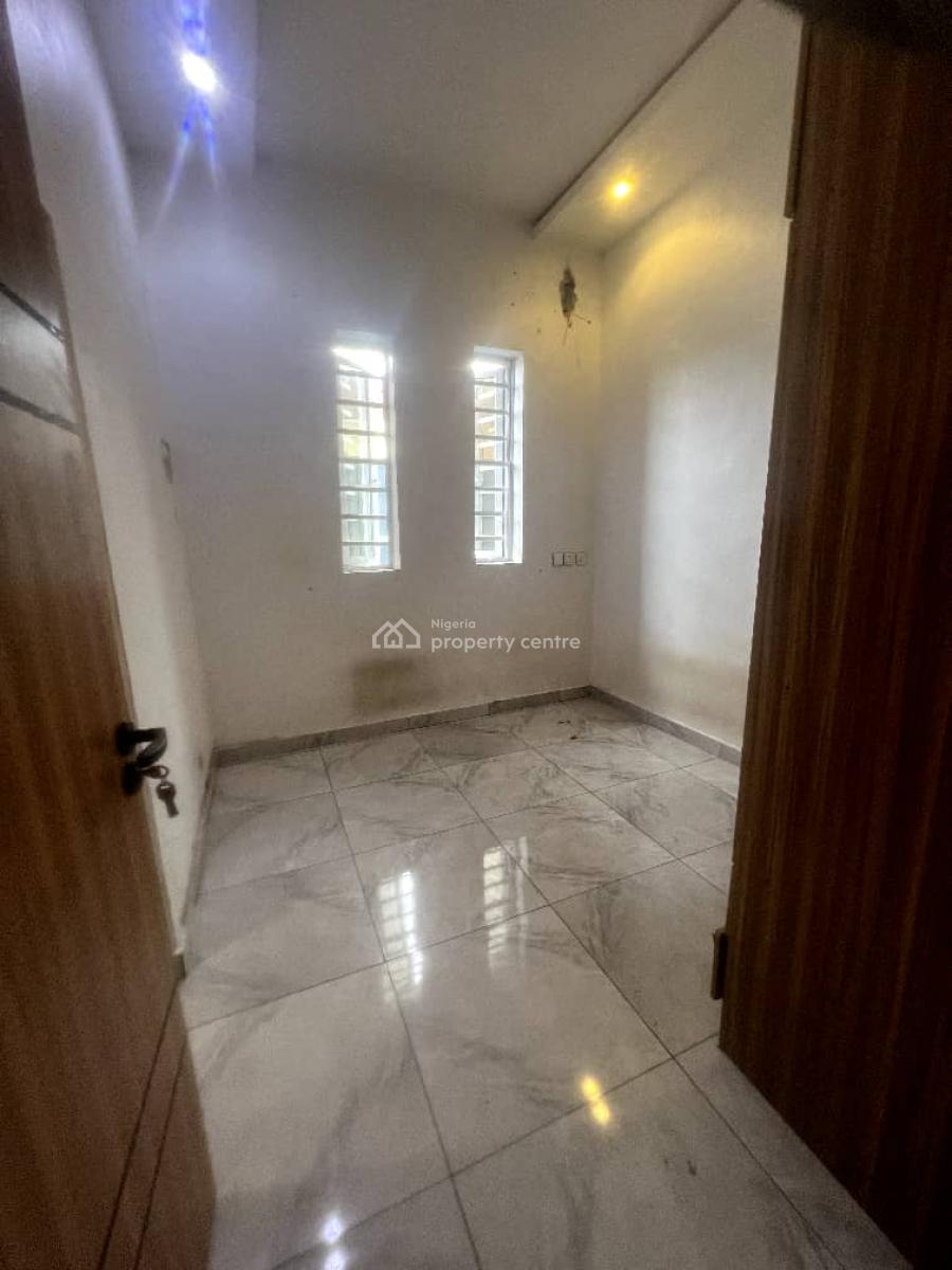 Spacious Mini-flat, Ologolo, Lekki, Lagos, Mini Flat (room and Parlour) for Rent