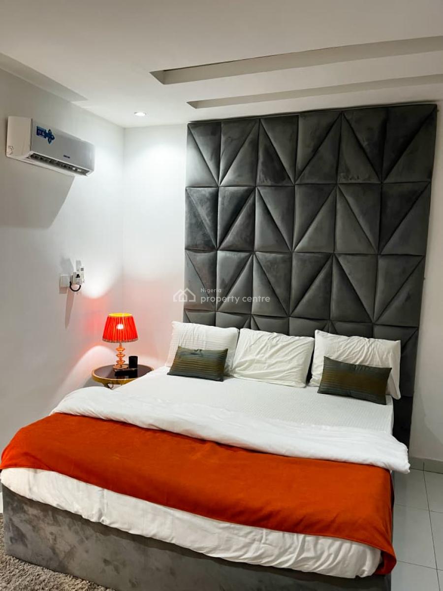 Luxury 3-bedroom Apartment with Housekeeping and Snooker Board, Ps5, 2balconies, Bath Tub, 24hrs Power Supply, High Speed Internet, Ikate, Lekki, Lagos, Flat / Apartment Short Let