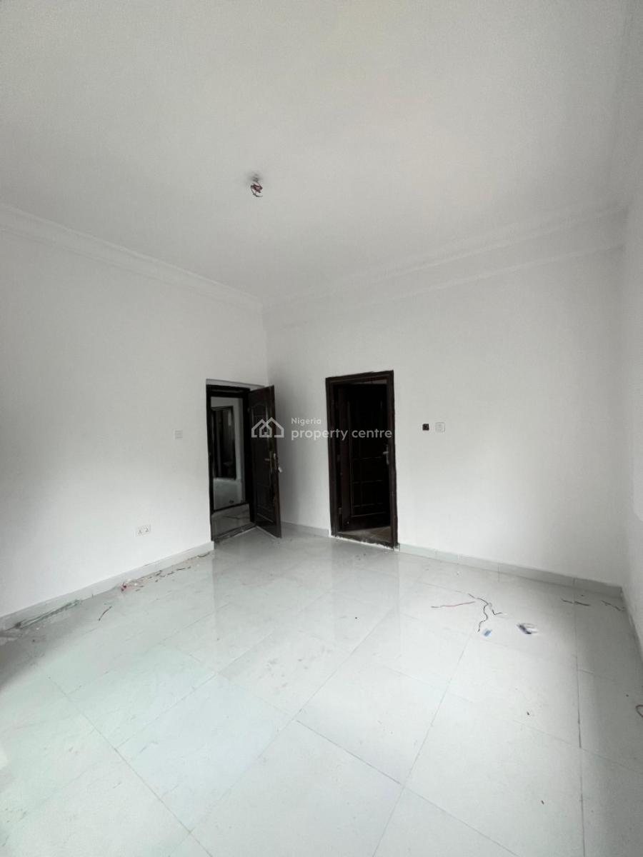 Spacious 3 Bedroom Apartment, Eleganza Estate Opposite Vgc, Lekki, Lagos, Flat / Apartment for Rent