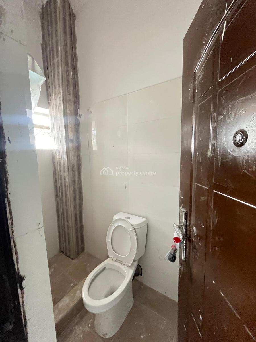 Spacious 3 Bedroom Apartment, Eleganza Estate Opposite Vgc, Lekki, Lagos, Flat / Apartment for Rent