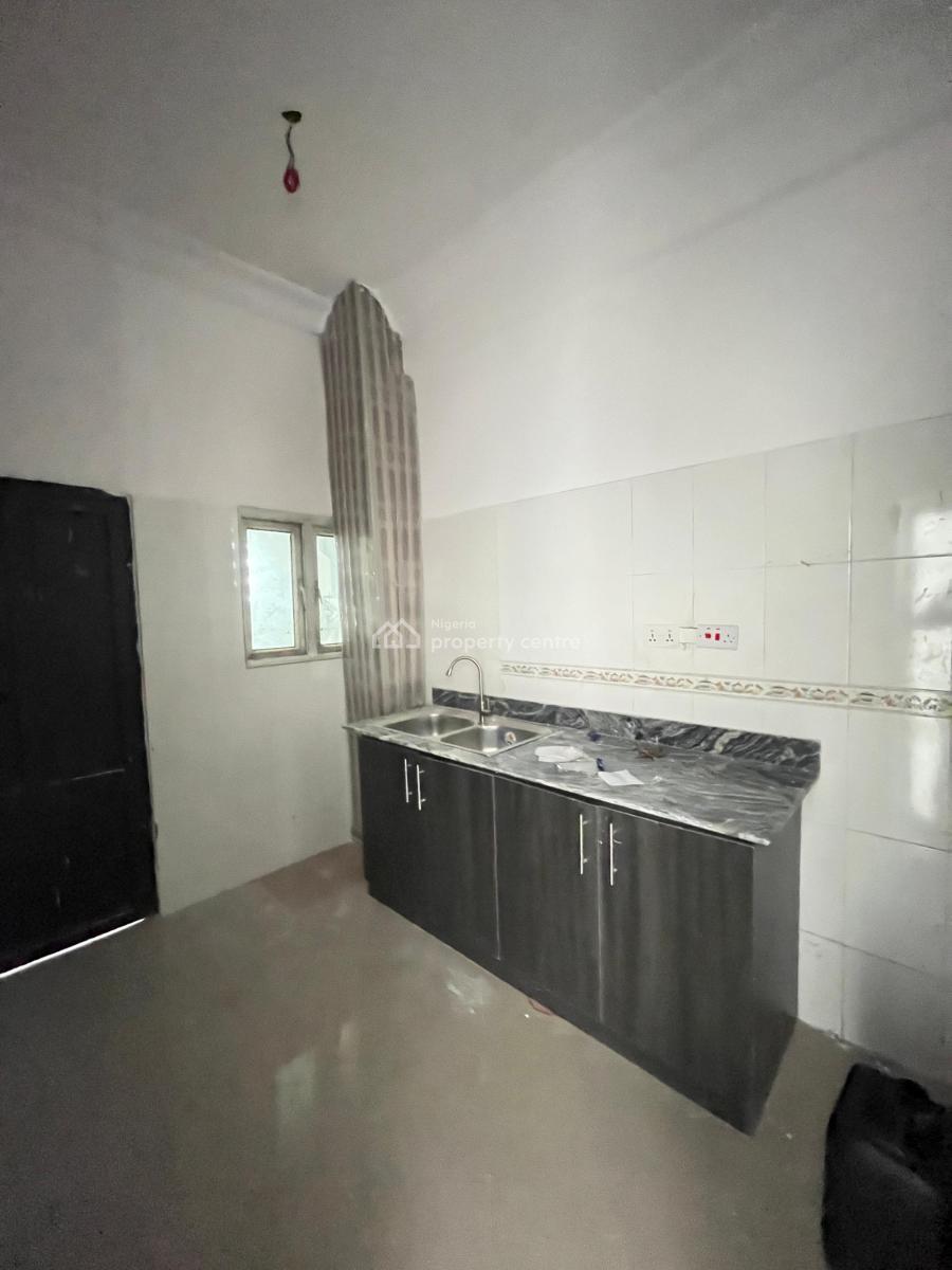 Spacious 3 Bedroom Apartment, Eleganza Estate Opposite Vgc, Lekki, Lagos, Flat / Apartment for Rent