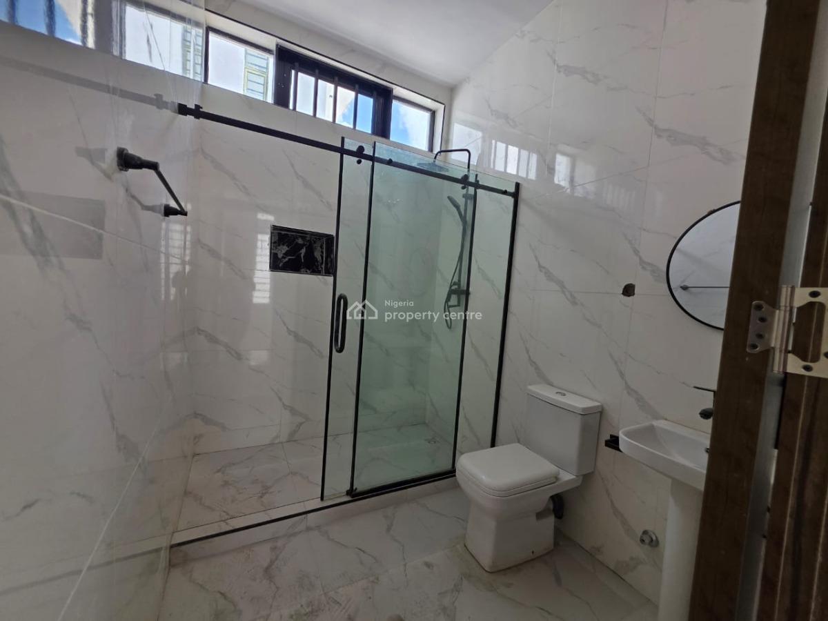 Serviced Luxury 5 Bedroom Detached Duplex with  Bq, Chevron, Lekki, Lagos, Detached Duplex for Sale