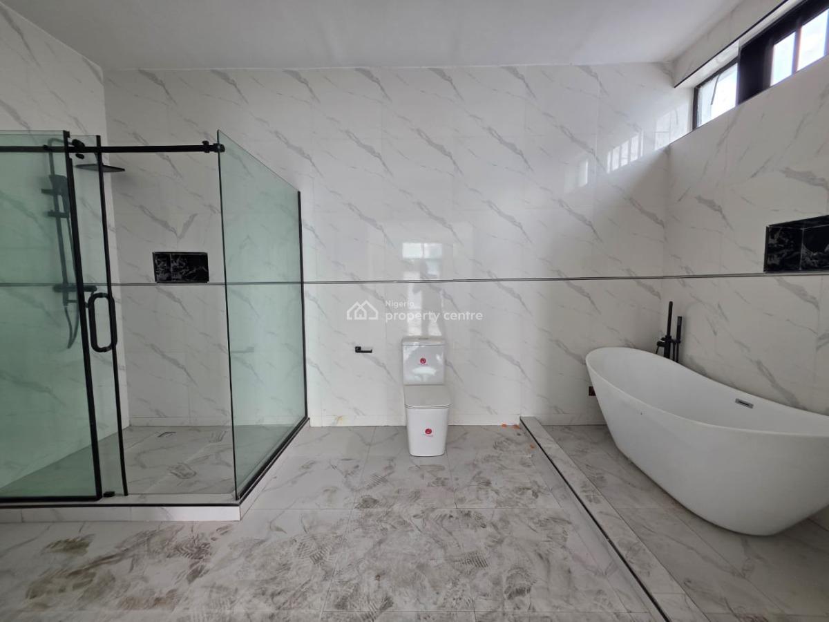 Serviced Luxury 5 Bedroom Detached Duplex with  Bq, Chevron, Lekki, Lagos, Detached Duplex for Sale