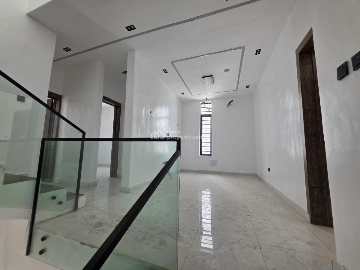 Serviced Luxury 5 Bedroom Detached Duplex with  Bq, Chevron, Lekki, Lagos, Detached Duplex for Sale