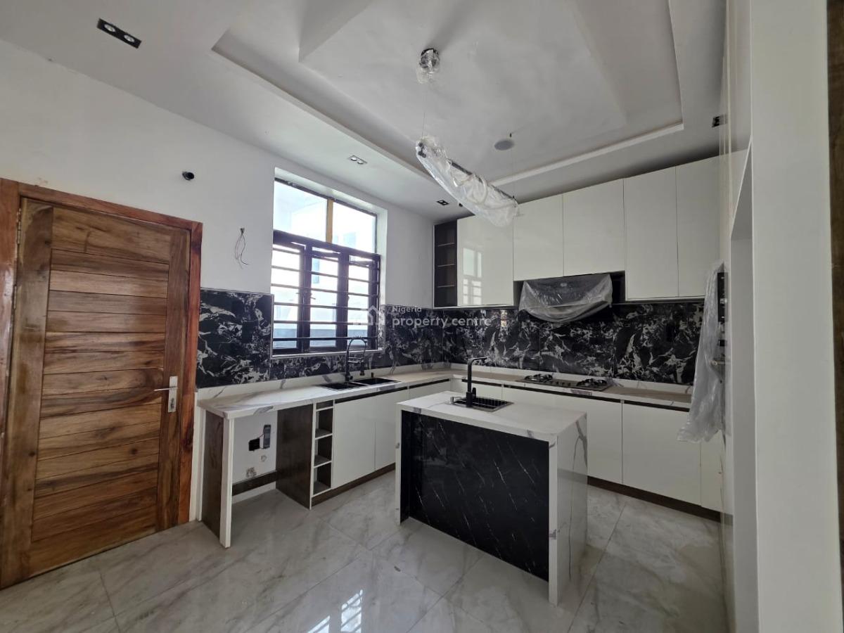 Serviced Luxury 5 Bedroom Detached Duplex with  Bq, Chevron, Lekki, Lagos, Detached Duplex for Sale