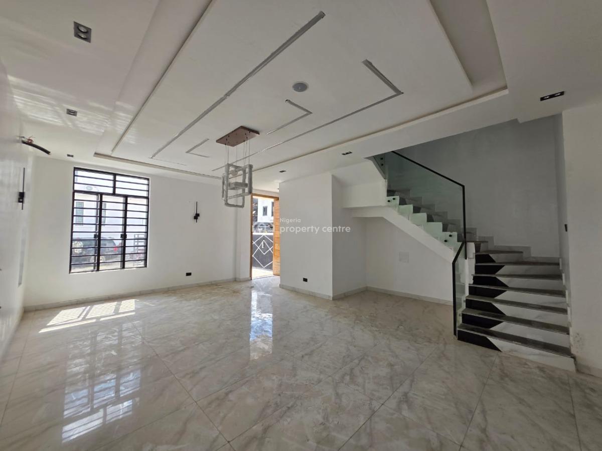 Serviced Luxury 5 Bedroom Detached Duplex with  Bq, Chevron, Lekki, Lagos, Detached Duplex for Sale
