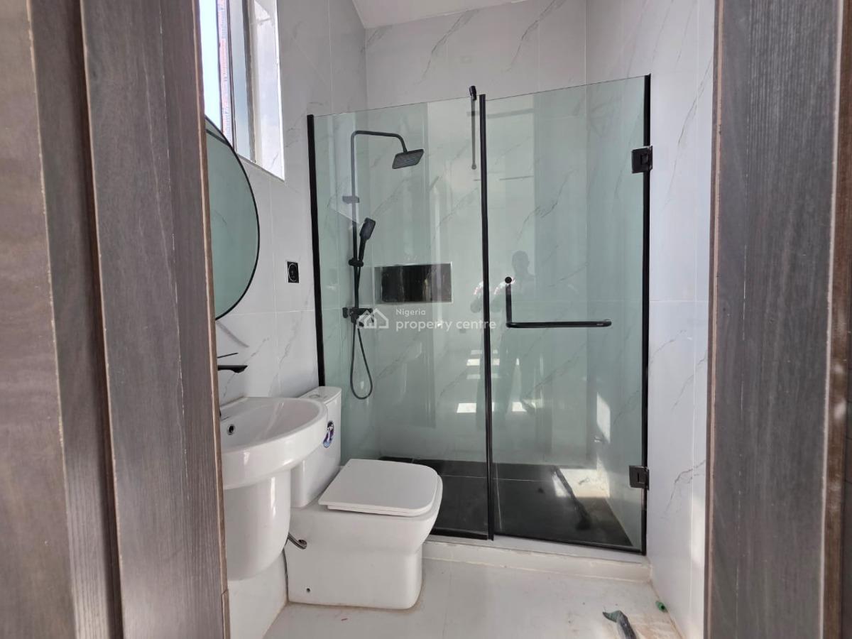 Serviced Luxury 5 Bedroom Detached Duplex with  Bq, Chevron, Lekki, Lagos, Detached Duplex for Sale