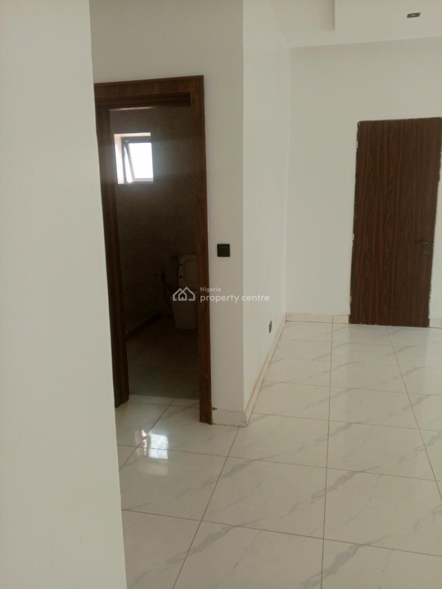 4 Bedroom Duplex and a Room Bq, Works and Housing, Gwarinpa, Abuja, Terraced Duplex for Sale