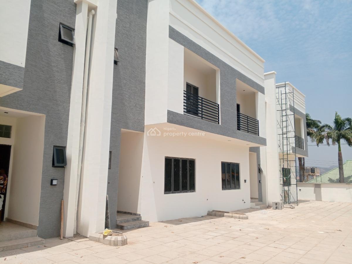 4 Bedroom Duplex and a Room Bq, Works and Housing, Gwarinpa, Abuja, Terraced Duplex for Sale