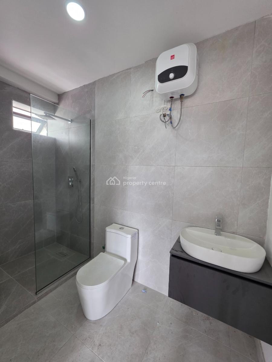 Luxury 3 Bedroom Apartment with Excellent Finishing, Admiralty Way, Lekki Phase 1, Lekki, Lagos, Flat / Apartment for Sale
