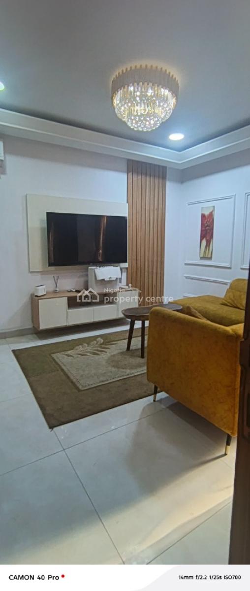 Half Furnished Mini Flat in Lekki Right By Petrocam Filling Station, Elf Bus Stop By Petrocam Filling Station, Lekki Phase 1, Lekki, Lagos, Mini Flat (room and Parlour) for Rent