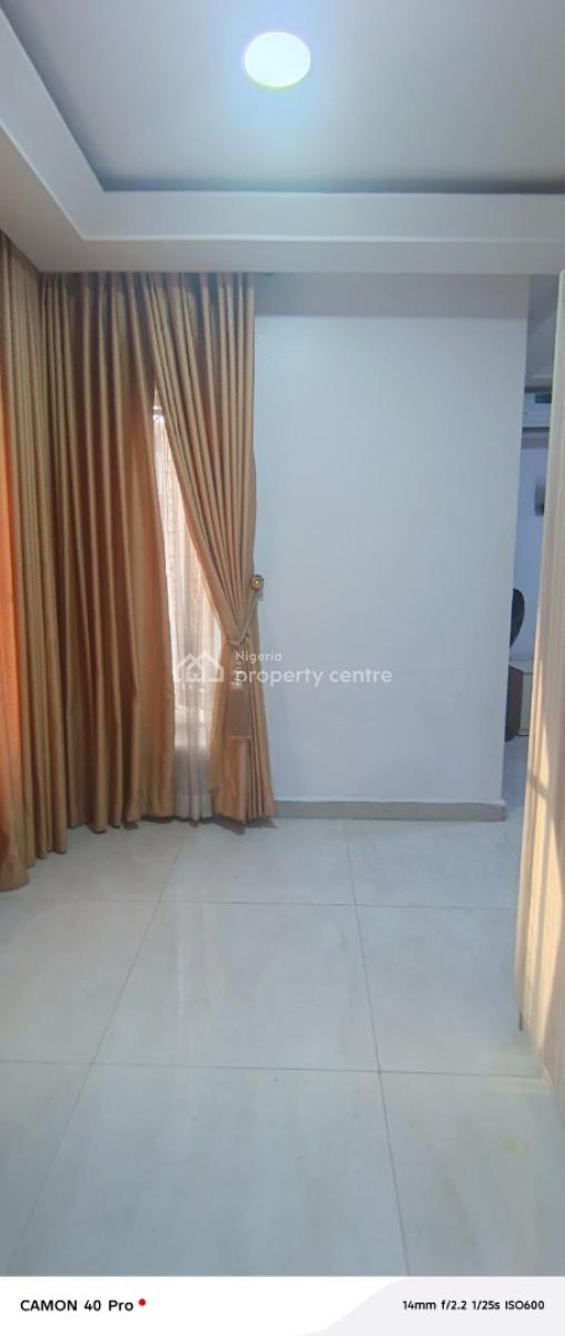 Half Furnished Mini Flat in Lekki Right By Petrocam Filling Station, Elf Bus Stop By Petrocam Filling Station, Lekki Phase 1, Lekki, Lagos, Mini Flat (room and Parlour) for Rent