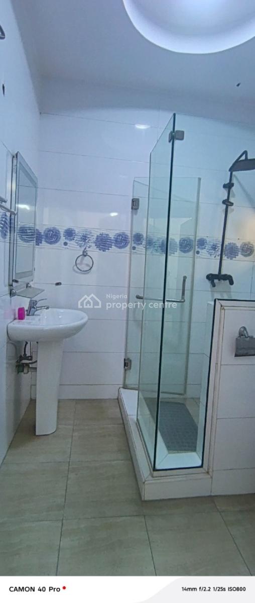 Half Furnished Mini Flat in Lekki Right By Petrocam Filling Station, Elf Bus Stop By Petrocam Filling Station, Lekki Phase 1, Lekki, Lagos, Mini Flat (room and Parlour) for Rent