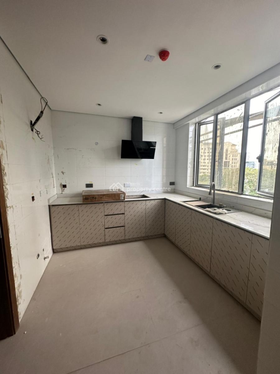 Contemporary Designed Serviced 3 Bedroom Flat with a Room Bq, Old Ikoyi, Ikoyi, Lagos, Flat / Apartment for Sale