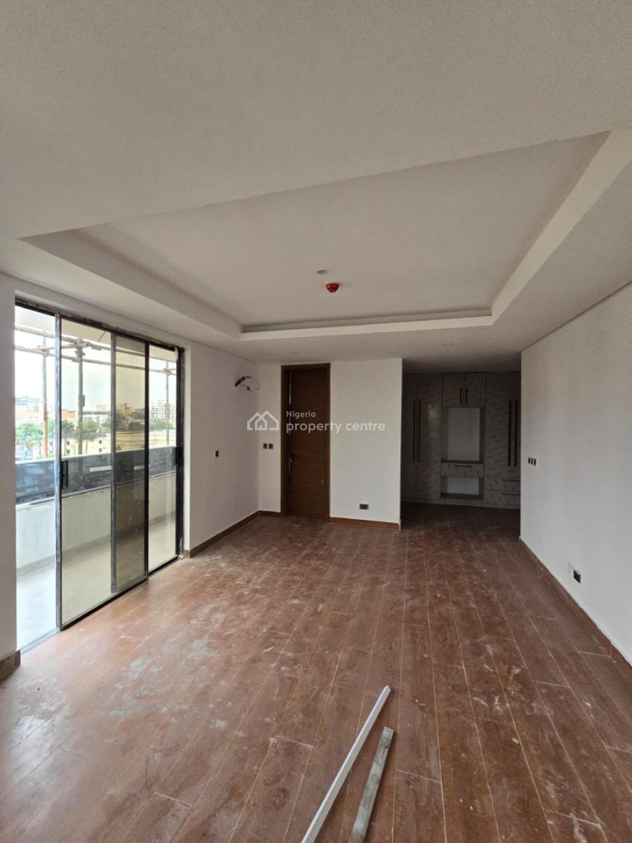 Contemporary Designed Serviced 3 Bedroom Flat with a Room Bq, Old Ikoyi, Ikoyi, Lagos, Flat / Apartment for Sale