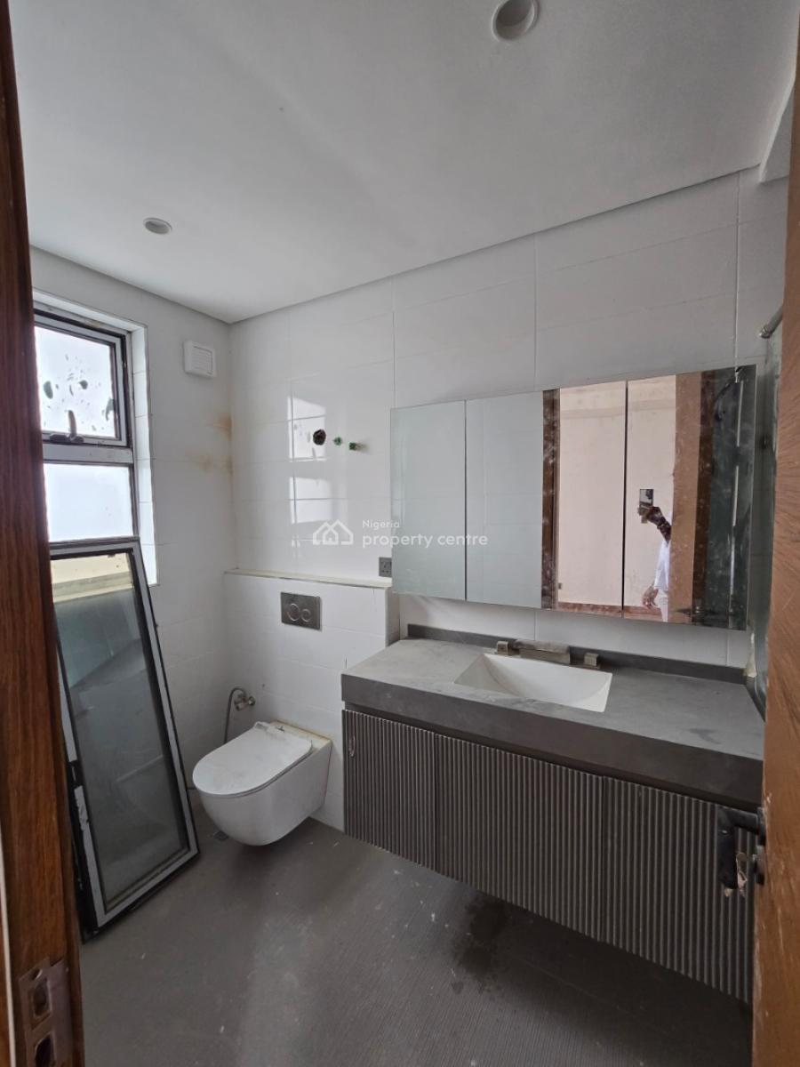 Contemporary Designed Serviced 3 Bedroom Flat with a Room Bq, Old Ikoyi, Ikoyi, Lagos, Flat / Apartment for Sale