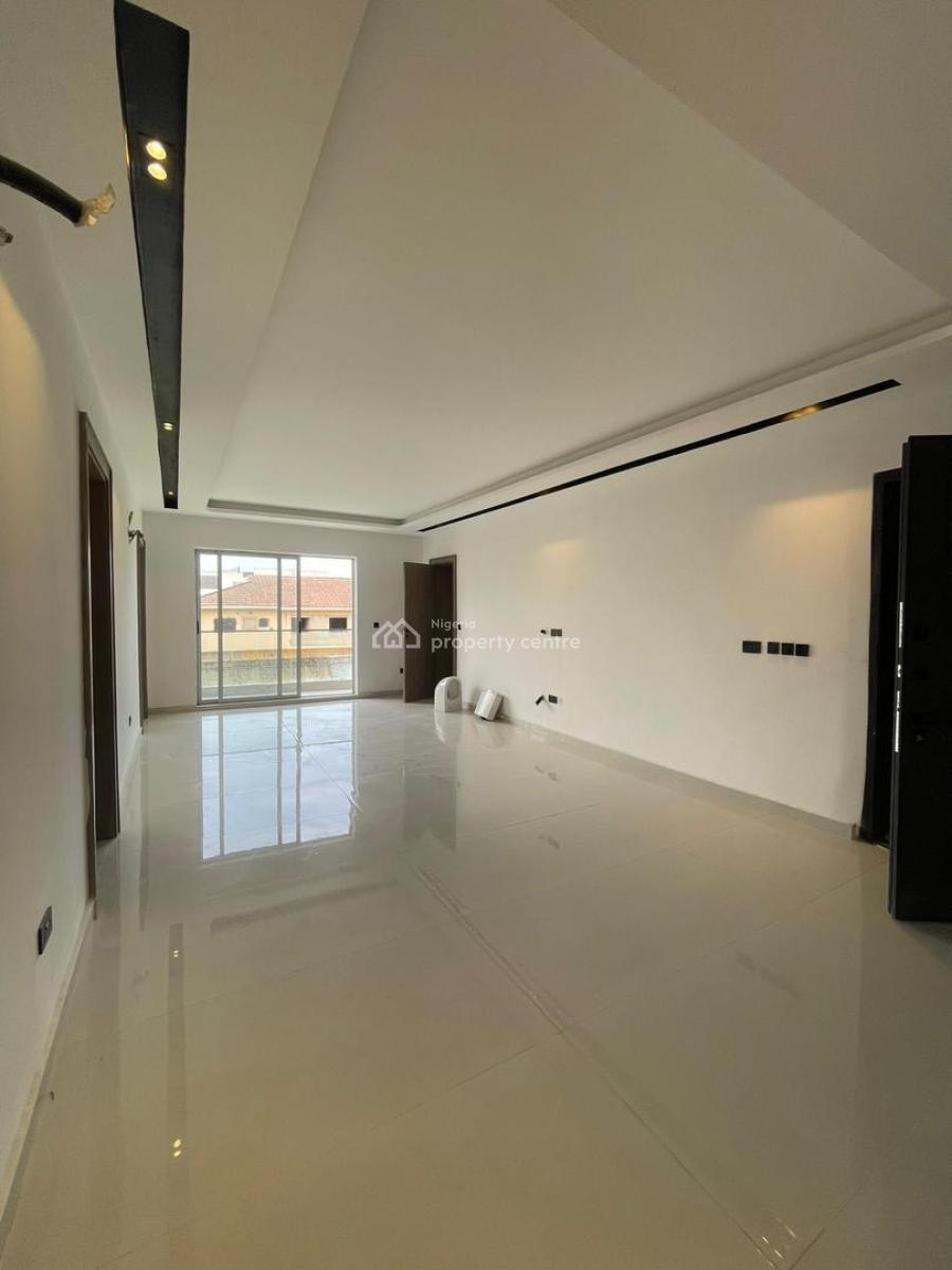 2bedroom Apartment, Lekki Phase 1, Lekki, Lagos, Block of Flats for Sale