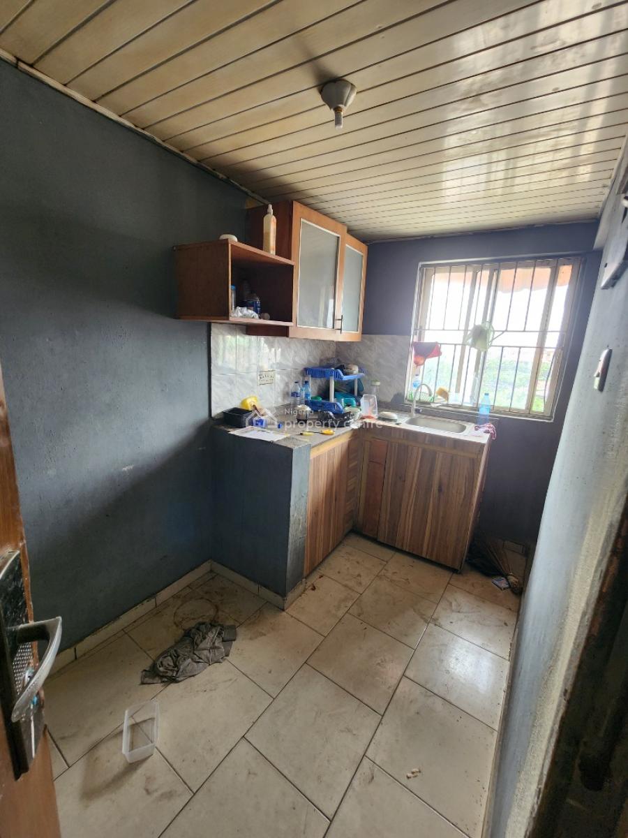 2bedroom Flat, Okeira Kekere Community, Ajah, Lagos, Flat / Apartment for Rent