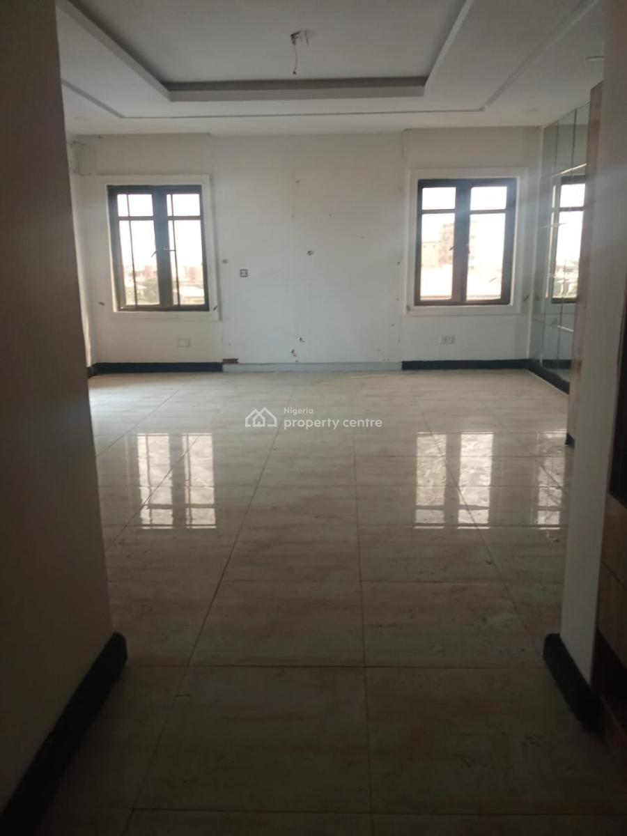Luxury 3 Bedroom Apartment in a Secure and Well Managed Environment, Off Adetoro, Victoria Island (vi), Lagos, Flat / Apartment for Rent