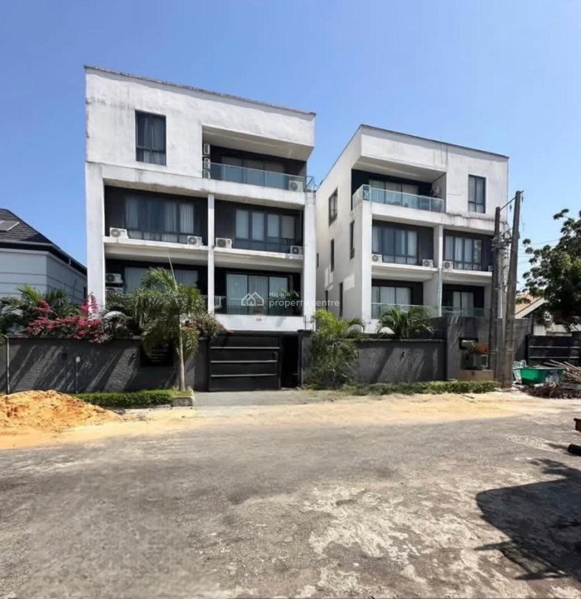 2bedroom, Lekki Phase One, Lekki, Lagos, Terraced Duplex for Rent