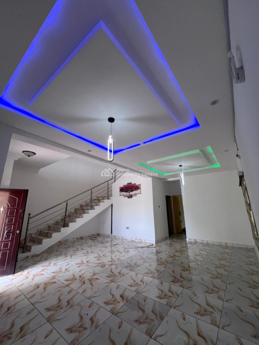 a Luxury 4bedroom Duplex, Abraham Adesunya Pepperoni Ajah, Lekki Phase 2, Lekki, Lagos, Flat / Apartment for Rent