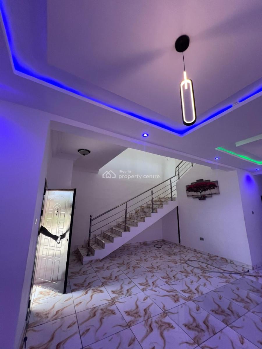 a Luxury 4bedroom Duplex, Abraham Adesunya Pepperoni Ajah, Lekki Phase 2, Lekki, Lagos, Flat / Apartment for Rent