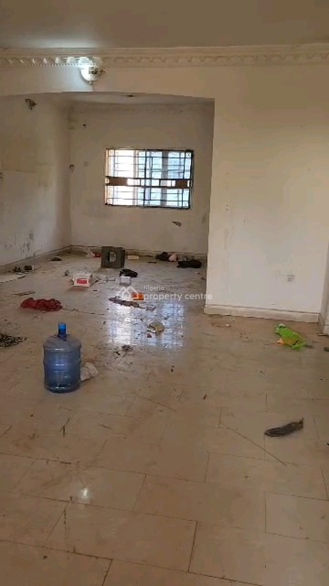 Modern 2-bedroom Flat -- Apo Legislative Quarter (1st Floor, Apo Legislative Quarters, Apo, Abuja, Flat / Apartment for Rent