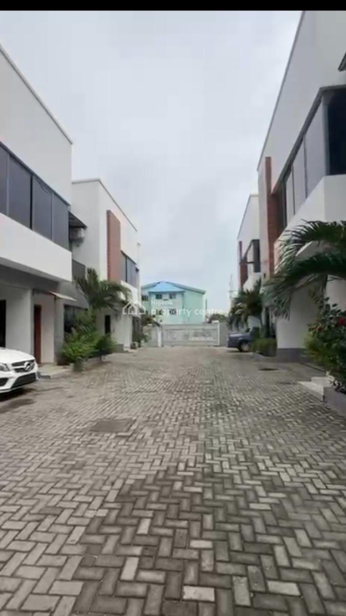 4 Bedroom Terrace, Osapa, Lekki, Lagos, Terraced Duplex for Sale