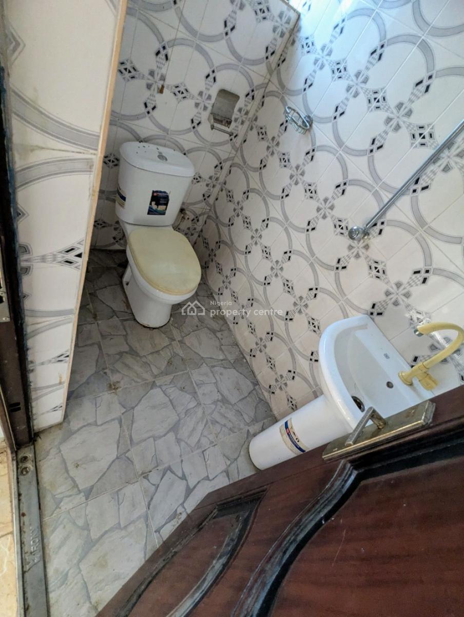 Portable 4 Bedroom Duplex at Ewet Housing Extension for Purchase, Ewet Housing Extension, Uyo, Akwa Ibom, Detached Duplex for Sale