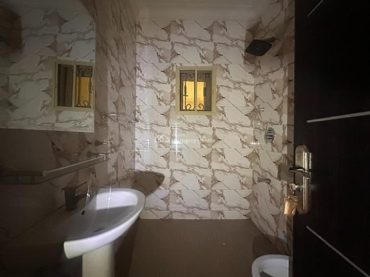 Luxury 3 Bedroom, Ologolo, Lekki, Lagos, Flat / Apartment for Rent
