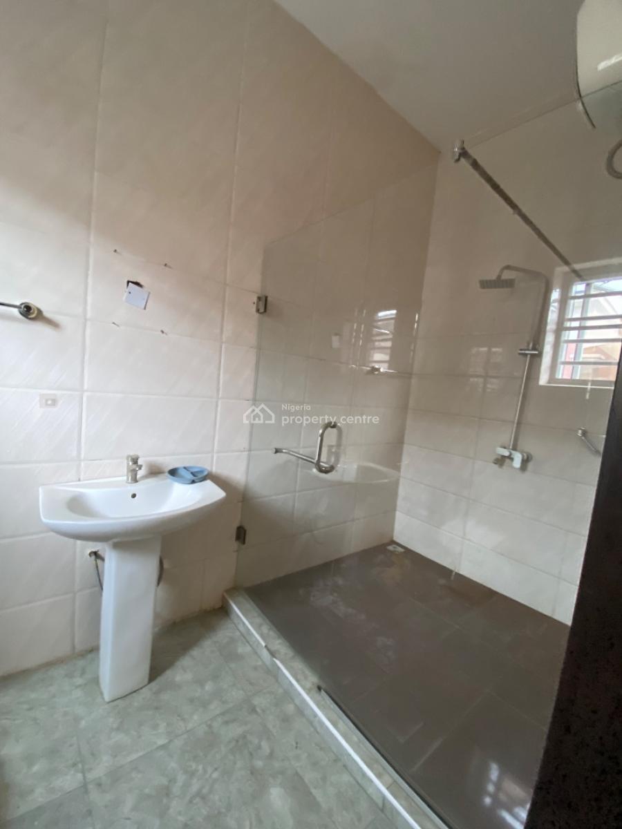 Luxury 4 Bedroom Terraced Duplex in a Beautiful Estate, Chevron , 4 Bedroom Terrace Duplex Inside a Beautiful Estate, Lekki, Lagos, Terraced Duplex for Rent