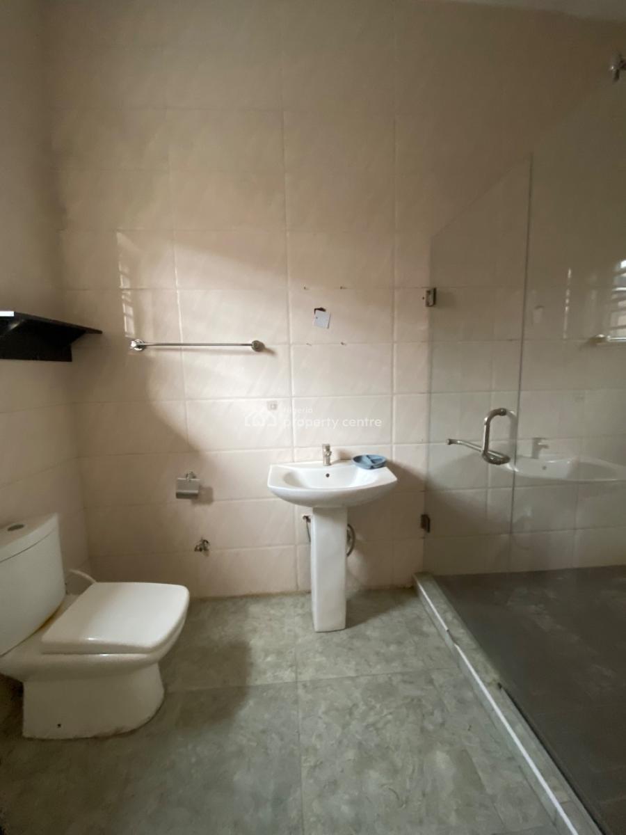 Luxury 4 Bedroom Terraced Duplex in a Beautiful Estate, Chevron , 4 Bedroom Terrace Duplex Inside a Beautiful Estate, Lekki, Lagos, Terraced Duplex for Rent