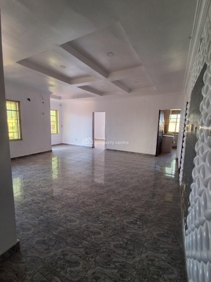 Luxury 2bedroom Upstairs, in an Estate, Badore, Ajah, Lagos, House for Rent