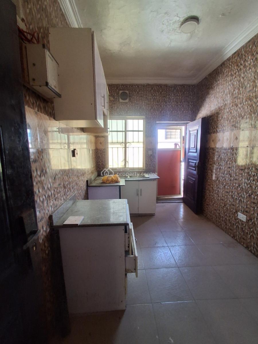 Luxury 2bedroom Upstairs, in an Estate, Badore, Ajah, Lagos, House for Rent