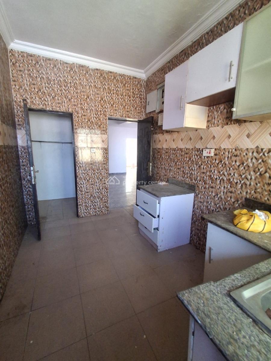 Luxury 2bedroom Upstairs, in an Estate, Badore, Ajah, Lagos, House for Rent