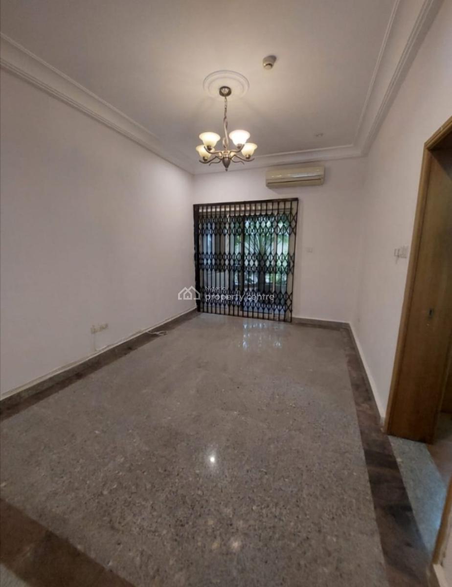Spacious 3 Bedroom Apartment with a Bq, Banana Island, Ikoyi, Lagos, Flat / Apartment for Rent