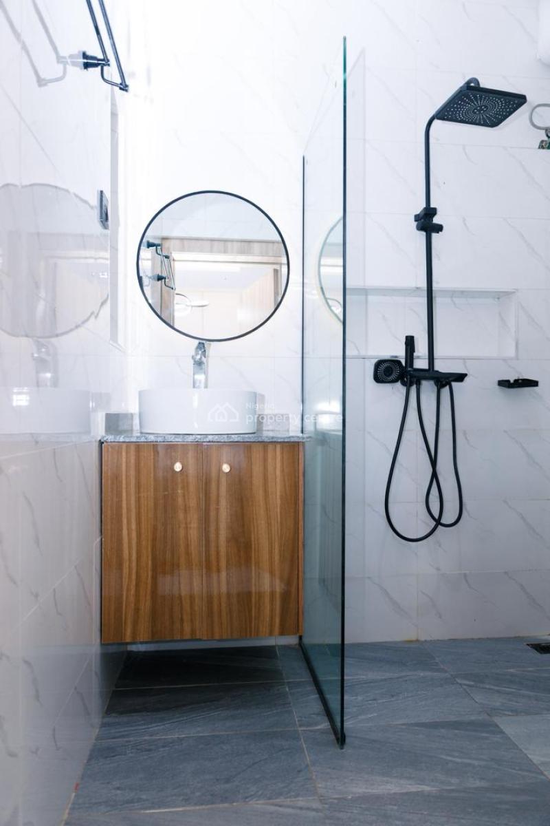 Gracevillage Munich 2 Bedroom Apartment, Gra Benin City, Benin, Oredo, Edo, Flat / Apartment Short Let