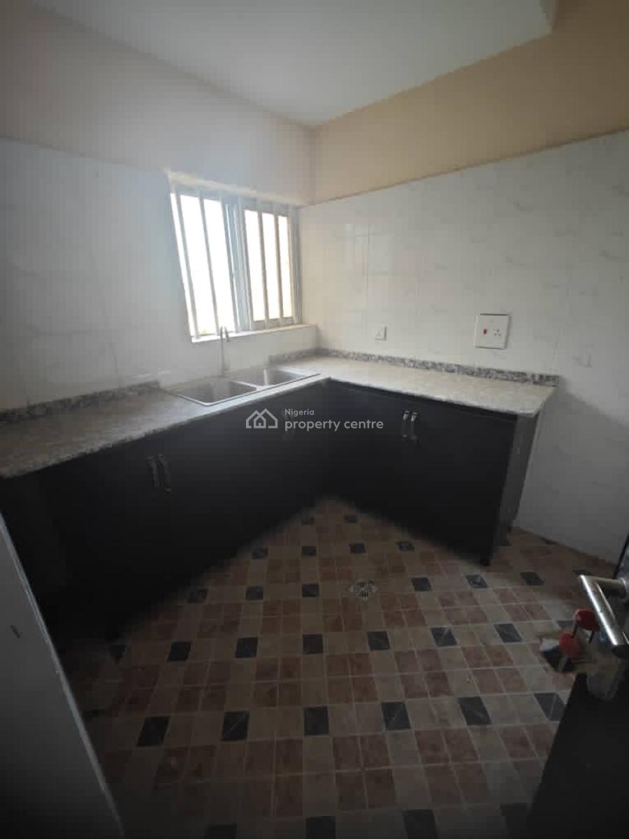 Newly 2 Bedroom Apartment, Mobile Road Ajah Ilaje, Ilaje, Ajah, Lagos, Flat / Apartment for Rent