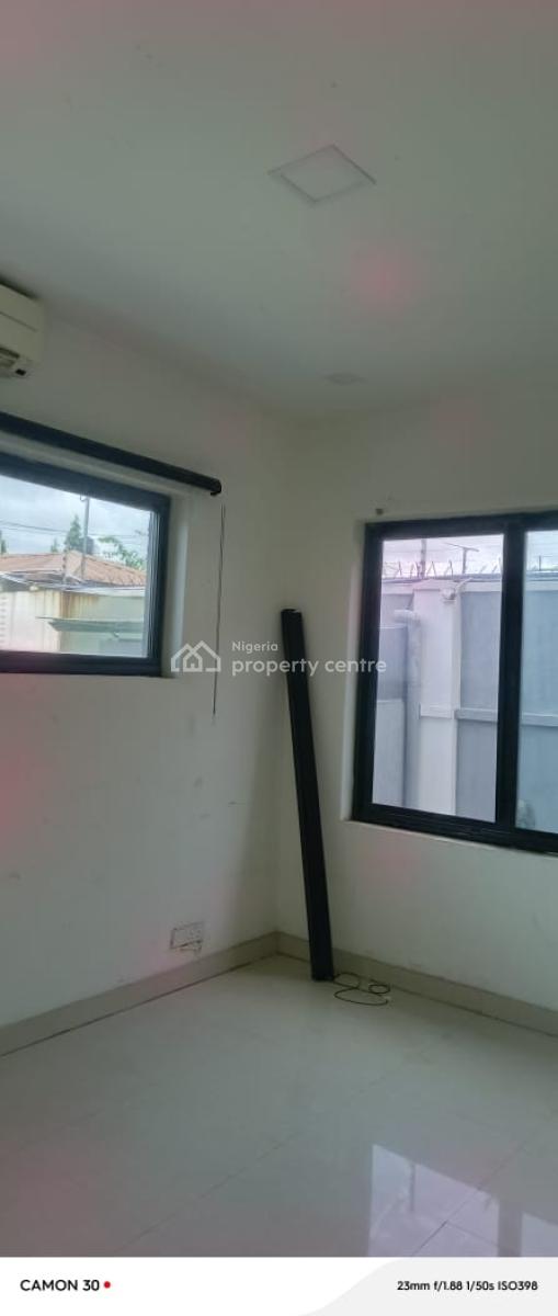 4 Bedroom Terrace with Bq, Elevator and Open Terrace, Off Queens Drive, Ikoyi, Lagos, Terraced Duplex for Sale