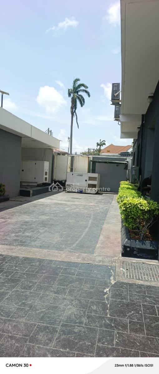 4 Bedroom Terrace with Bq, Elevator and Open Terrace, Off Queens Drive, Ikoyi, Lagos, Terraced Duplex for Sale