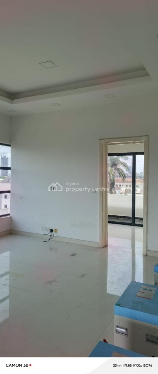 4 Bedroom Terrace with Bq, Elevator and Open Terrace, Off Queens Drive, Ikoyi, Lagos, Terraced Duplex for Sale